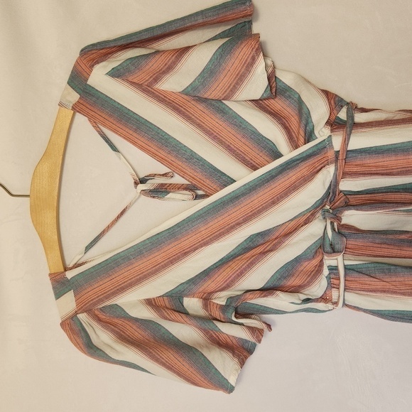 Francesca's Fredah Stripe Front Back Tie Short Sleeve Elastic Waist Boho Romper - Picture 5 of 12